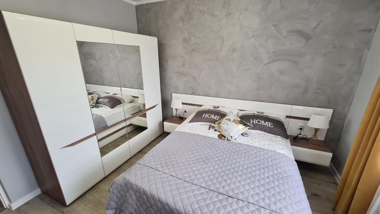 Apartament Deluxe 3 Auschwitz Buitenkant foto