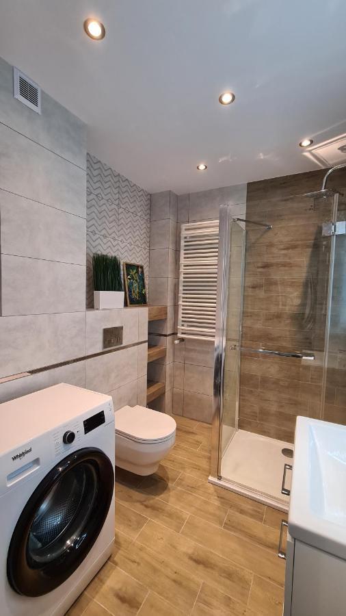 Apartament Deluxe 3 Auschwitz Buitenkant foto