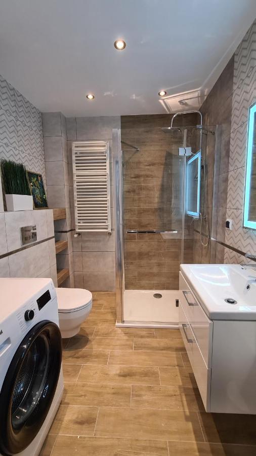 Apartament Deluxe 3 Auschwitz Buitenkant foto